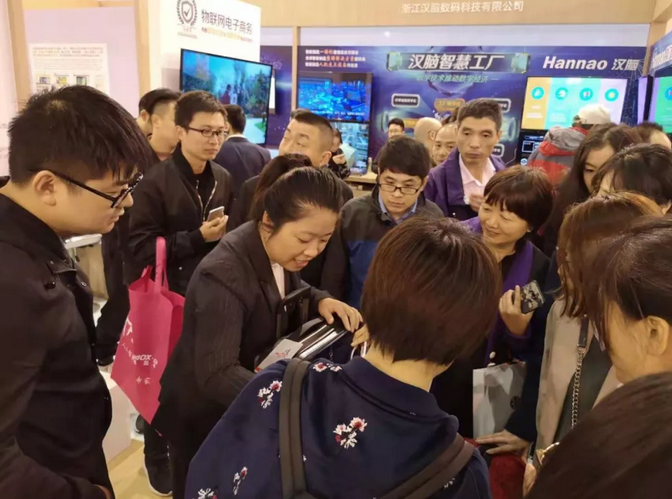 1541837944320758.png image.png